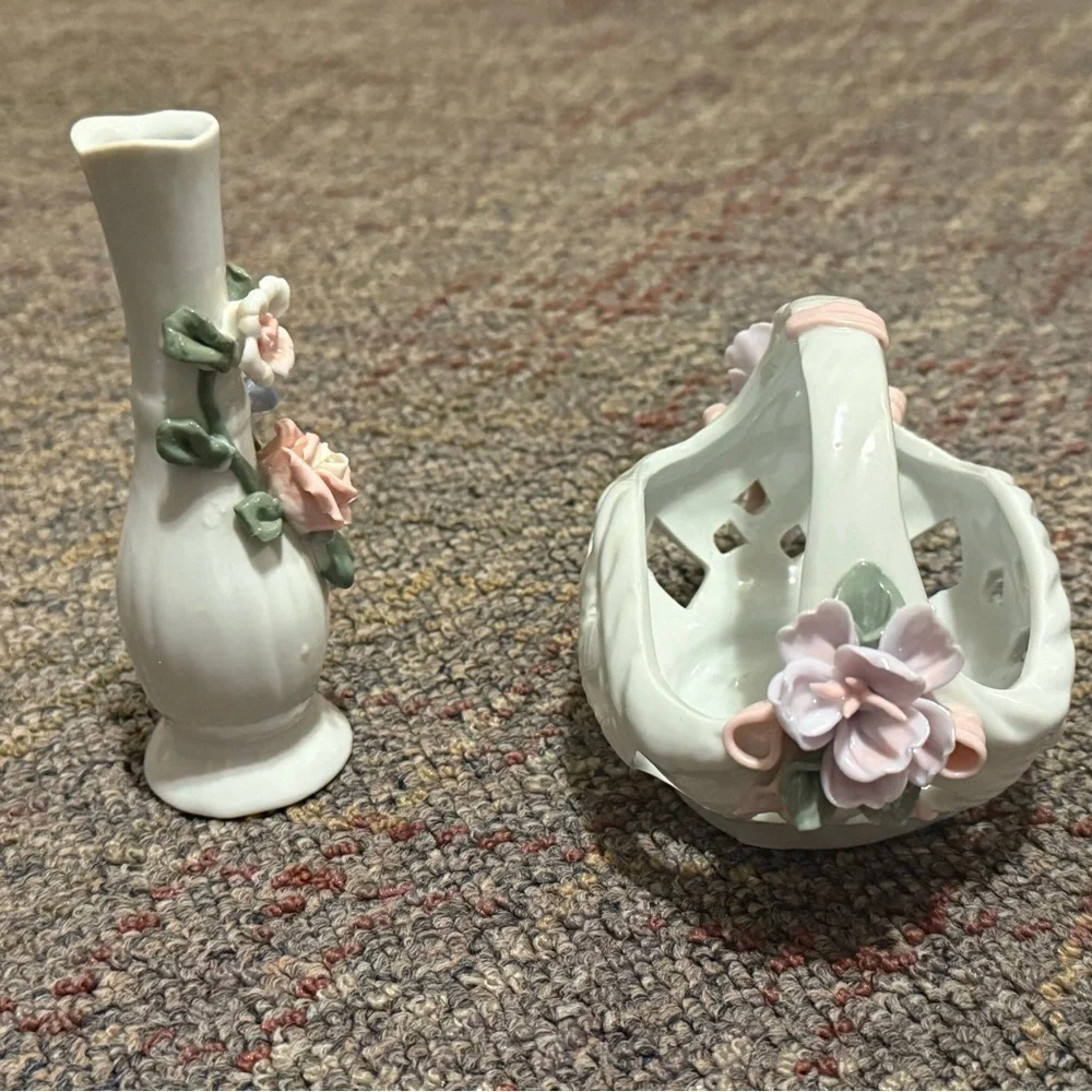 Sculpted Porcelain 3D Floral Basket & Bud Vase Vintage  Set